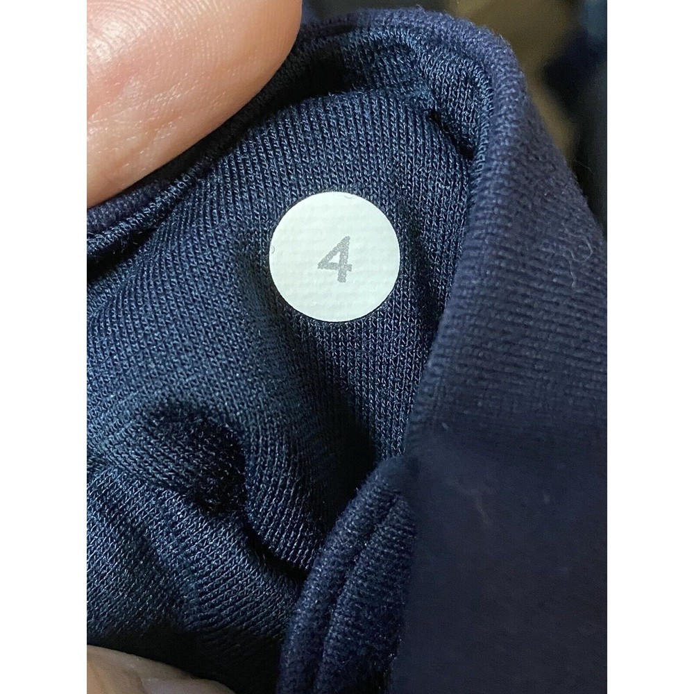Lululemon size 4 Wunder Under Crop Camo / Pebble Print $72 - Picture 5 of 5